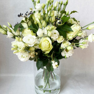 bouquet roses et lisianthus